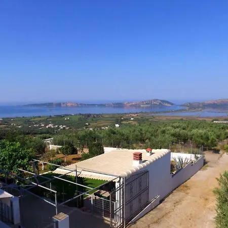 Freedom Holiday home Gianouleika
